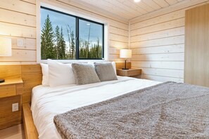3 quartos, ferros/tábuas de passar roupa, Wi-Fi, roupa de cama