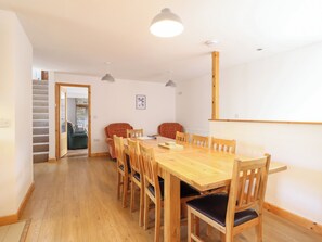 Dining - Gwernffridd (Llanbrynmair)