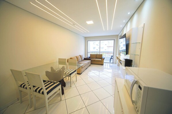 Huoneisto, tupakointi sallittu | 3 makuuhuonetta