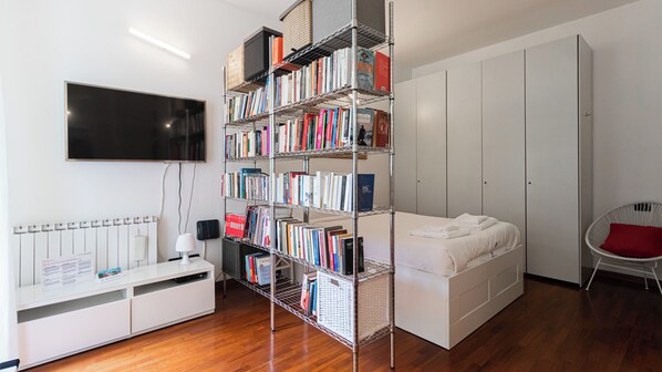 Apartment (0 Bedroom) | Bügeleisen/Bügelbrett, Bettwäsche