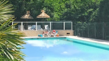 Vue sur piscine