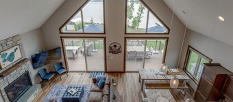 The Lakeside On North Long