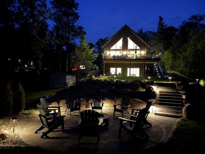 The Lakeside On North Long