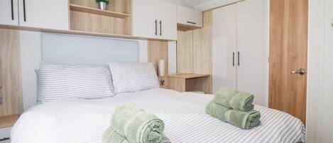 Stuga | 2 sovrum, individuell inredning, unika möbler och gratis wi-fi