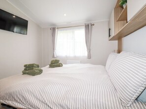 2 bedrooms, individually decorated, individually furnished, free WiFi - Meadow 46 (Newquay)