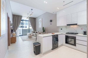 Fridge, microwave, oven, stovetop