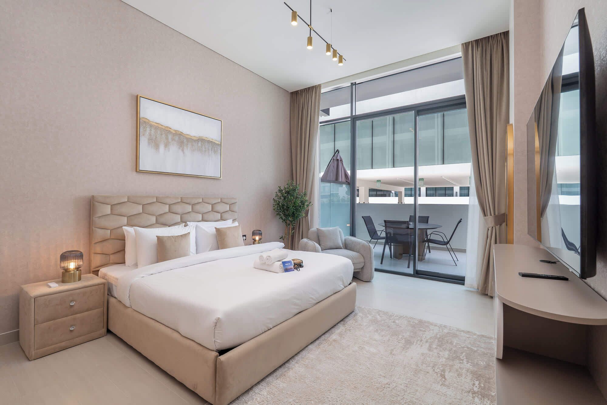 1 bedroom, desk, iron/ironing board, WiFi