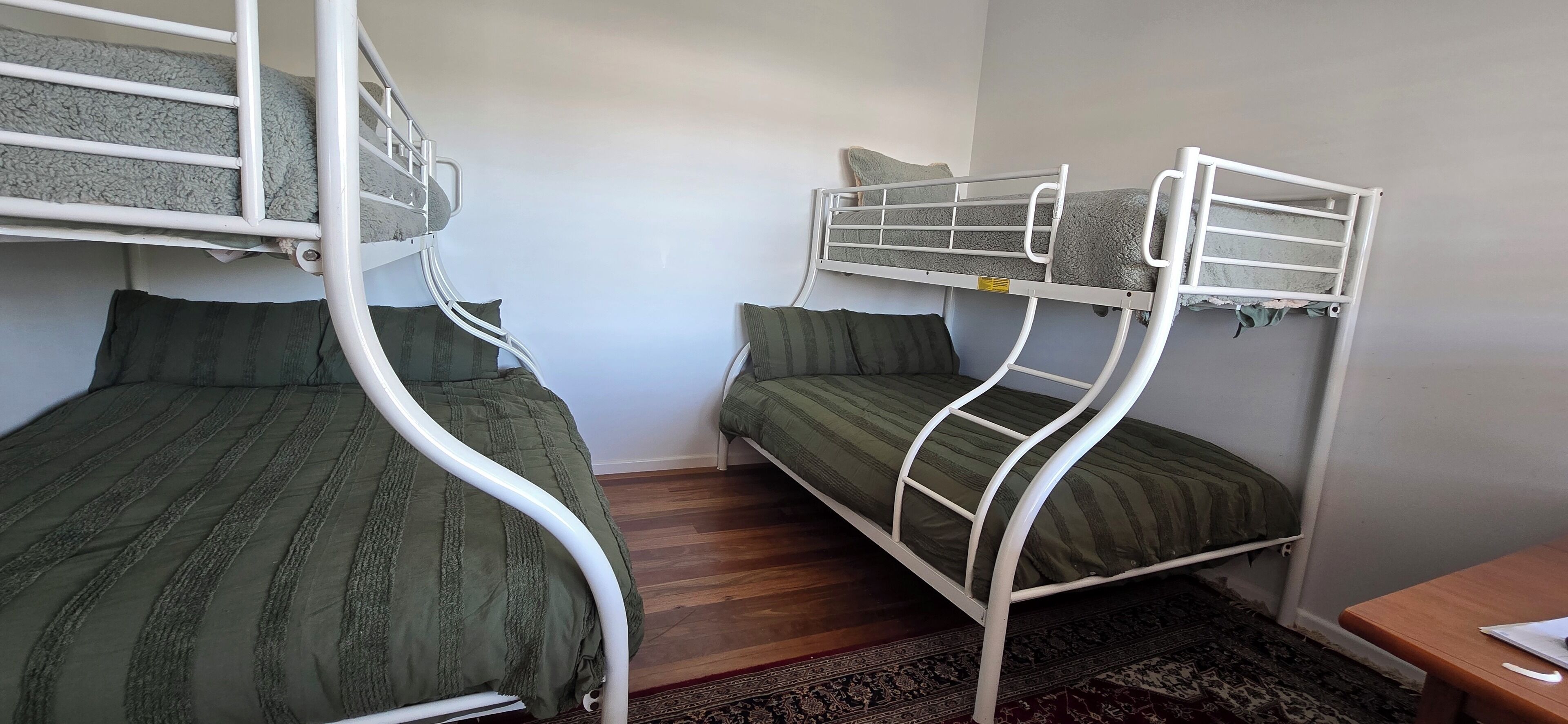 3 bedrooms, WiFi, bed sheets