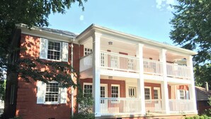 Exterior - Digs 1 of 5: 2BDRM, Open & Airy, Private Parking, Central, 1st Floor & More! (Evansville)