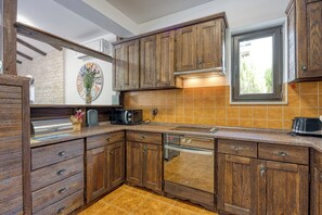 Standard-Villa, Mehrere Schlafzimmer (Villa Kristina with Pool) | Eigene Küche