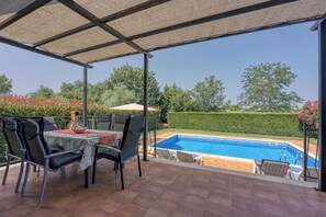 Standard Villa, Multiple Bedrooms (Villa Kristina with Pool) | Outdoor dining - Villa Kristina With Pool (Tar-Vabriga)