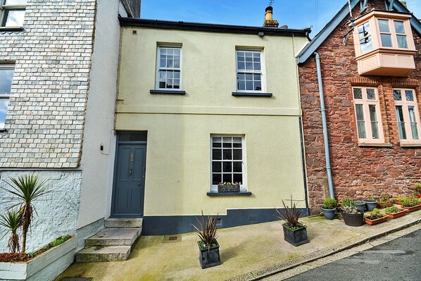 Exterior - One The Green, Kingsand (Kingsand)