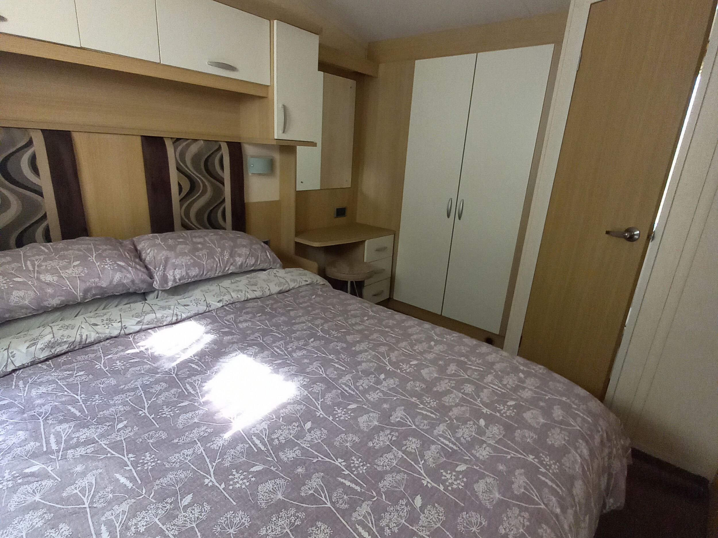 2 bedrooms, individually decorated, individually furnished, free WiFi