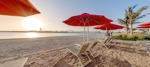 3 bedrooms - Luxury 3-bedroom Suite at TH8 Palm Hotel Apartments Palm Jumeirah (Dubai)