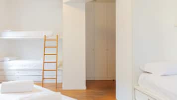 Apartment, 4 Bedrooms, Balcony