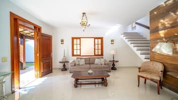 Basic Villa | Living room