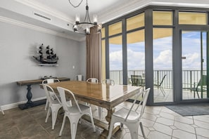 Condo, 3 Bedrooms | Dining