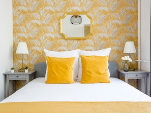 Apartment, City View | In-room safe, blackout drapes, iron/ironing board, free WiFi