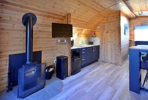 Fridge, microwave, electric kettle, cookware/dishes/utensils