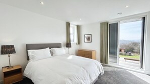 Room - Castle View (Newport)