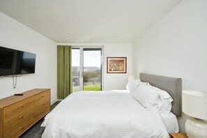 4 bedrooms