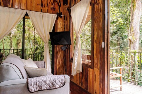 Monteverde Romantic Cottage