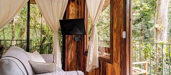 Monteverde Romantic Cottage