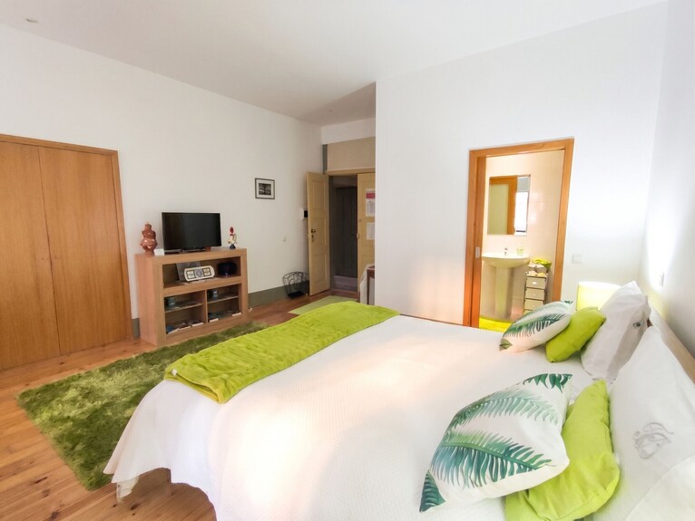 Homerez - Appartamento Moderno A Guimarães, 50 M², Balcone - Guimarães