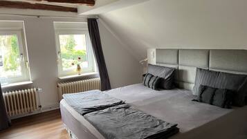 2 Schlafzimmer, Bügeleisen/Bügelbrett, WLAN, Bettwäsche
