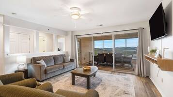 Condo, Multiple Beds, Balcony (Ozark Mountain Oasis) | Living area | 42-inch flat-screen TV with digital channels