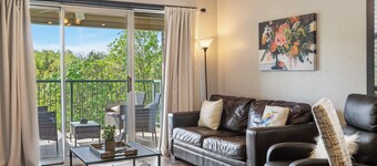 Peaceful Resort Condo Holiday Home for 6