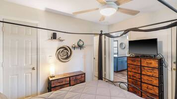 公寓客房, 多張床, 陽台, 花園景觀 (Peaceful Resort Condo) | 2 間臥室、獨特裝潢、布置獨特