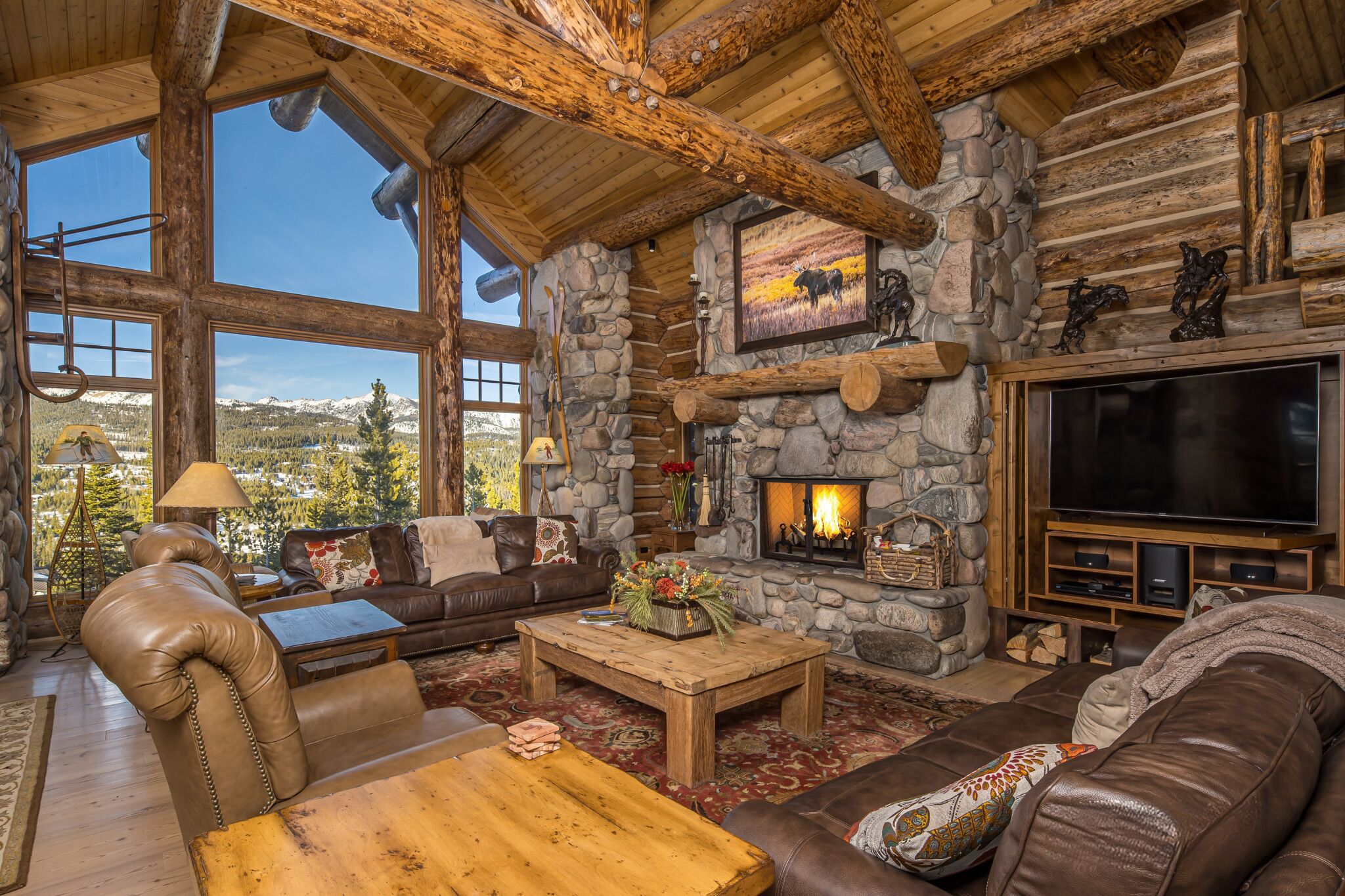 Smart TV, fireplace, table tennis, printers