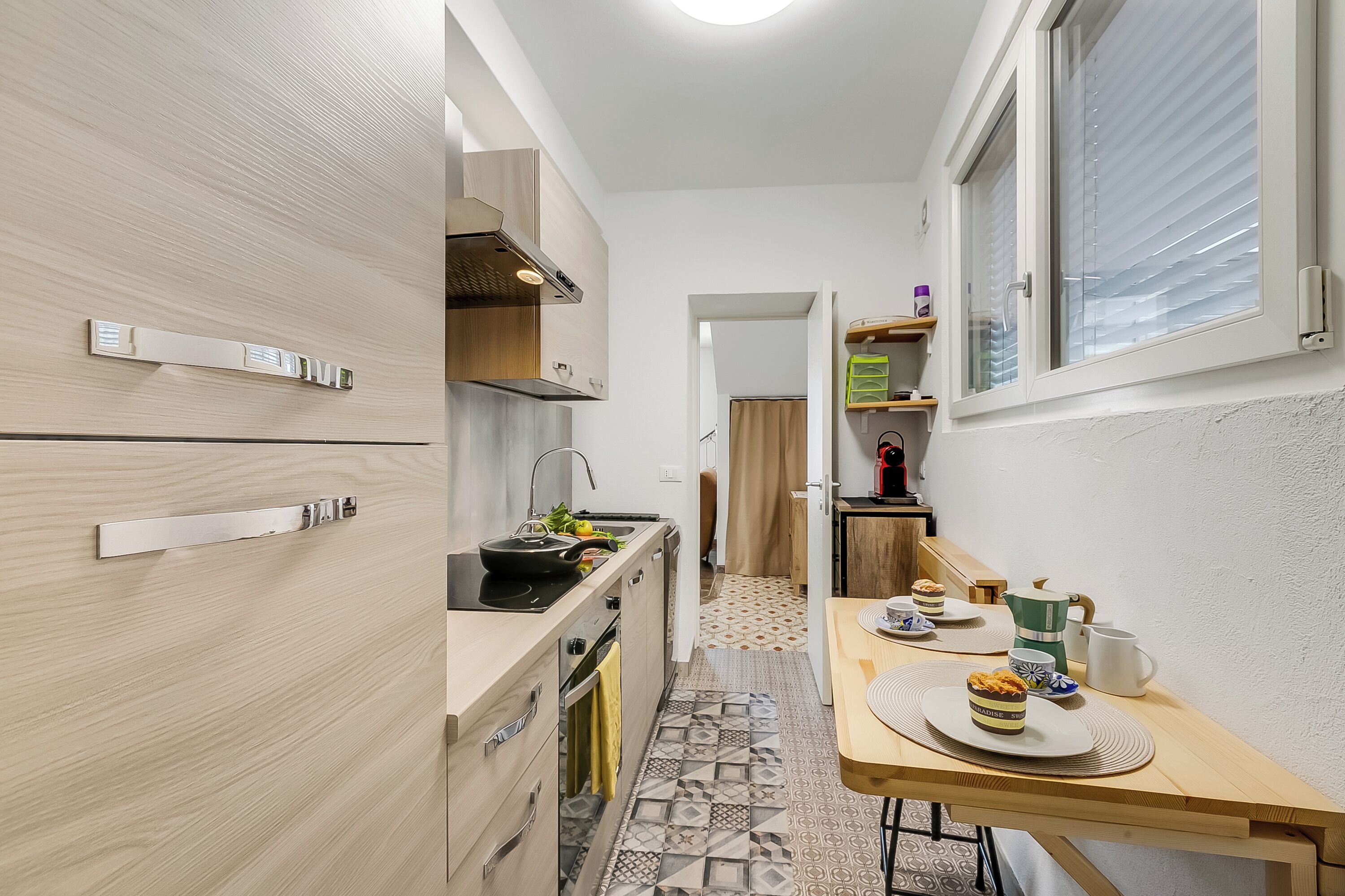 Rumah Keluarga, beberapa kamar (L' angolino di Cannobio) | Dapur pribadi | Lemari es, microwave, oven, dan kompor
