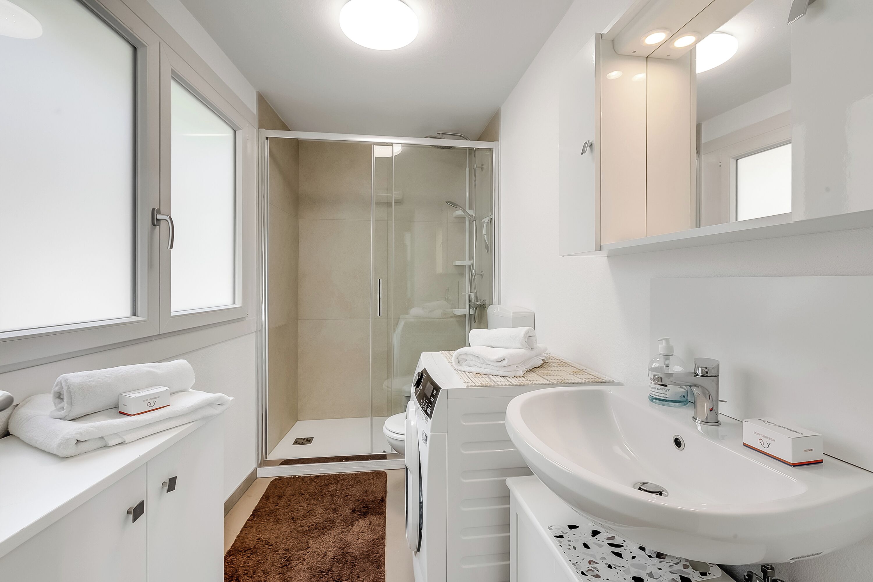 Maison Familiale, plusieurs chambres (L' angolino di Cannobio) | Salle de bain