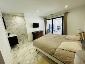 5 habitaciones, tabla de planchar con plancha y wifi gratis