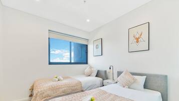 3 slaapkamers, een strijkplank/strijkijzer, wifi, beddengoed