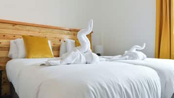 House, 2 Bedrooms | Seterika/papan seterika, Wi-fi percuma