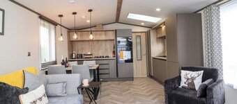 Hazelnut Lodge