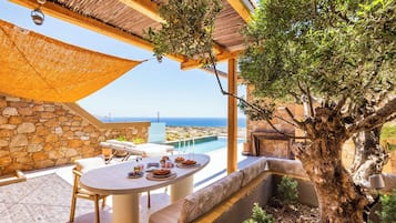 Classic-Villa, 1 Schlafzimmer, Meerblick | Esszimmer