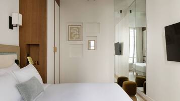 1 chambre, fer et planche Ă repasser, Wi-Fi gratuit, draps fournis