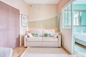 2 chambres, fer et planche à repasser, Wi-Fi, draps fournis