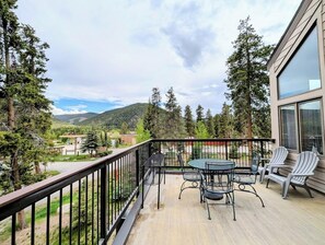 Outdoor dining - Keystone Escape | Fireplace, Pool, Shuttle (Keystone)