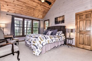 3 chambres, bureau, fer et planche à repasser, accès au Wi-Fi (inclus)