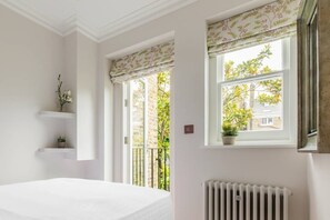 Apartemen (2 Bedrooms) | 2 kamar tidur dan setrika/meja setrika