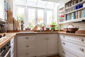 公寓 (4 Bedrooms) | 私人厨房 | 微波炉、洗碗机、茶具/咖啡用具、电热水壶