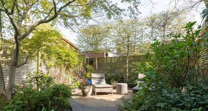 Albert Street V by Onefinestay