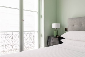 Appartement (2 Bedrooms) | 2 slaapkamers, een strijkplank/strijkijzer, beddengoed