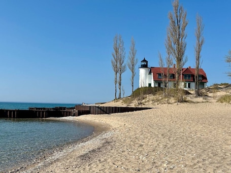 Beach. Cozy 3BR w/ Grill + Yard Games | Walk to Downtown + Lake MI