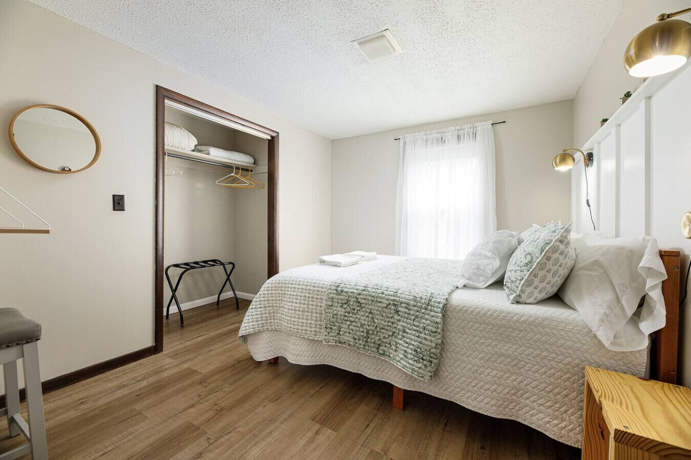 3 bedrooms, WiFi, bed sheets